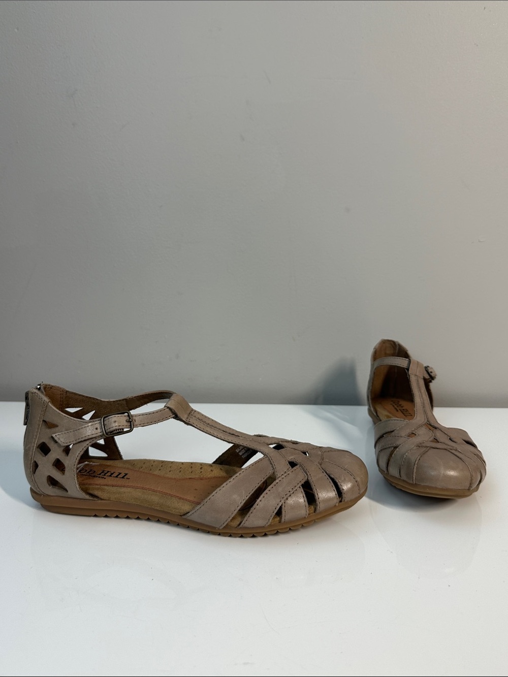 Cobb Hill Ireland Taupe Leather Fisherman Sandals Size 9N